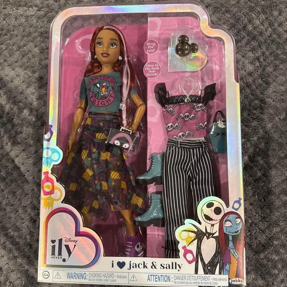 Disney I Love Jack and Sally doll with 2 outfits